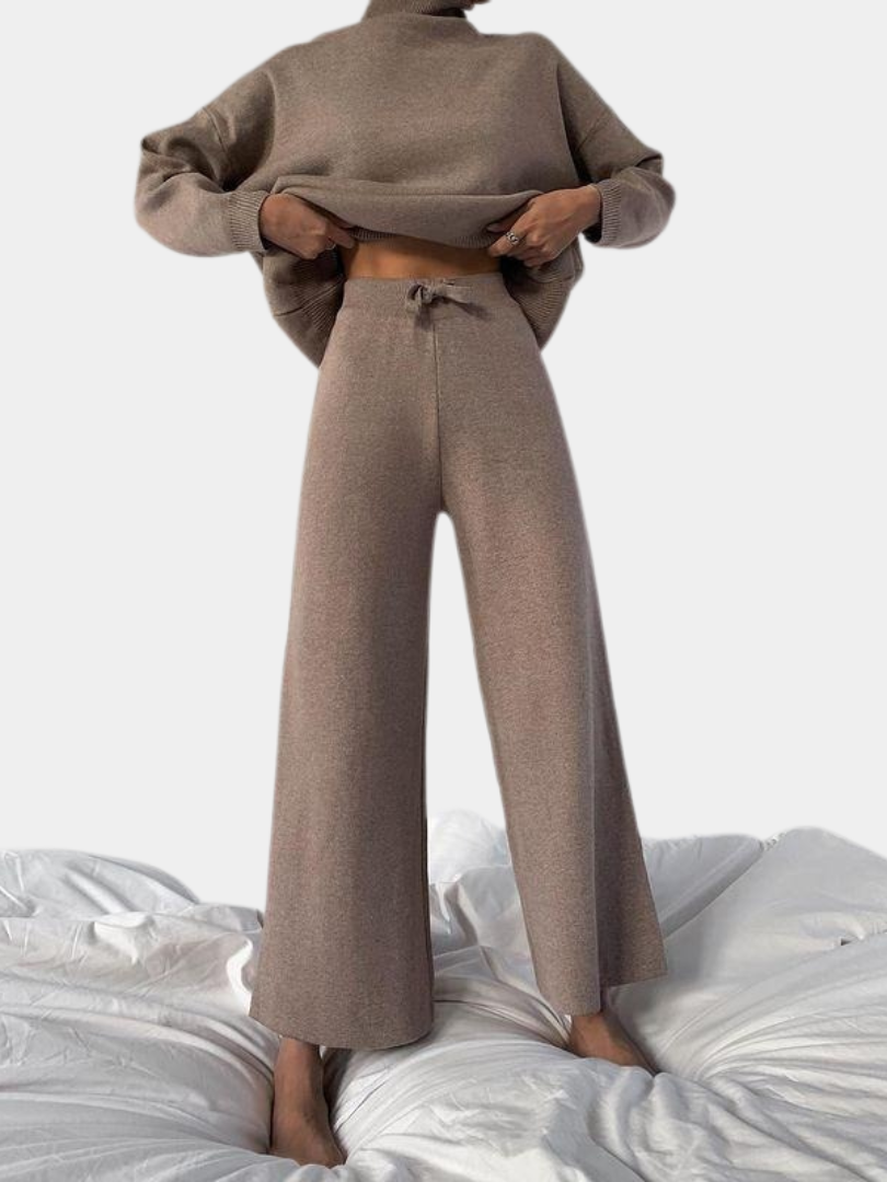 Knit Loungewear Set with Turtleneck and Wide-Leg Trousers