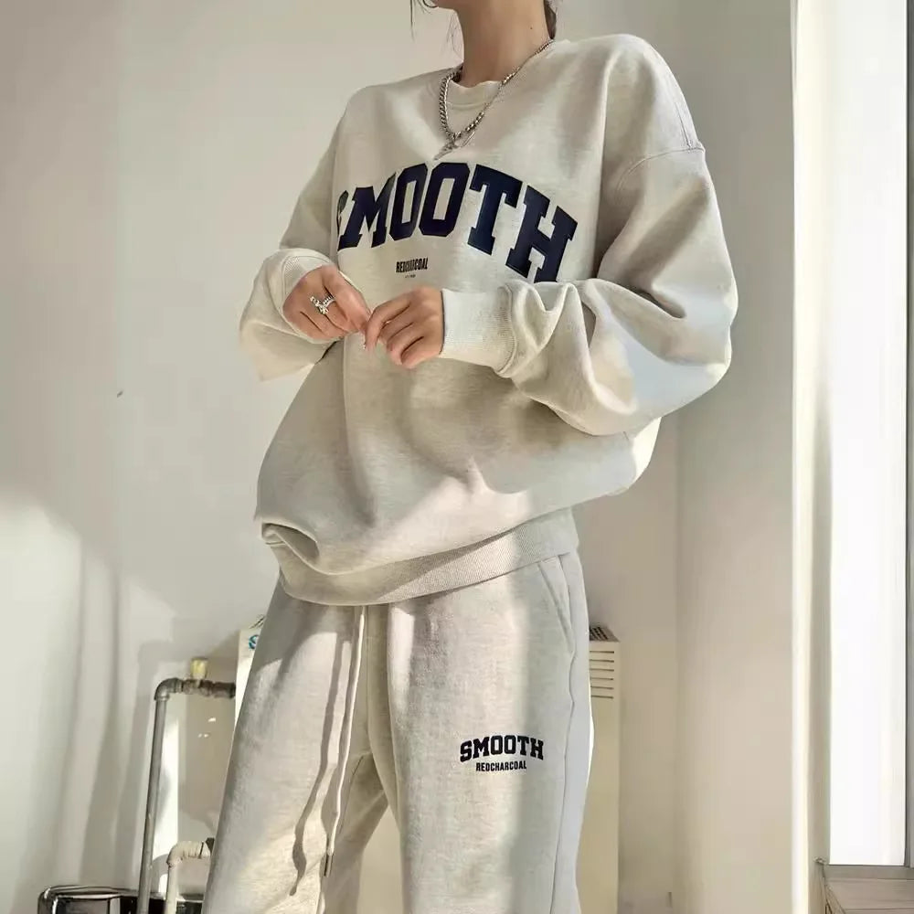 Relaxed Women's Sweatshirt and Jogger Co-Ord Set with Oversized Fit