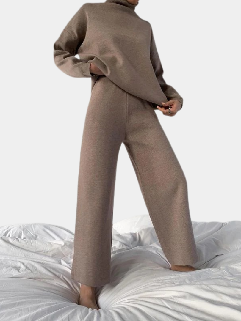 Knit Loungewear Set with Turtleneck and Wide-Leg Trousers