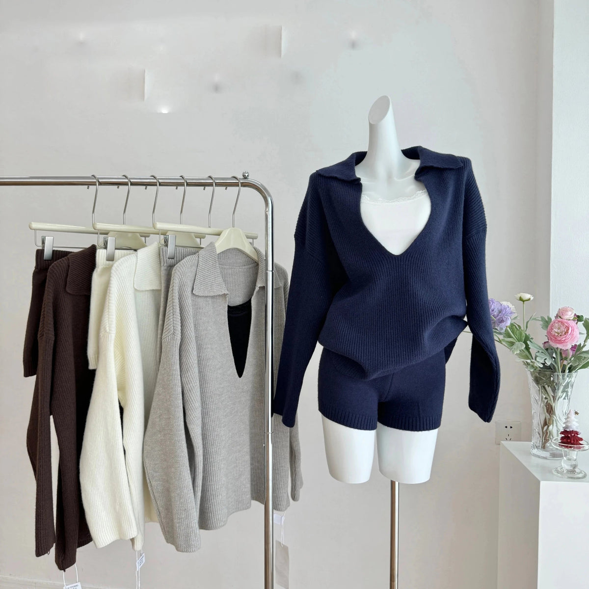 Jeannette Knit Sweater Set | Women's V-Neck Shorts Suit