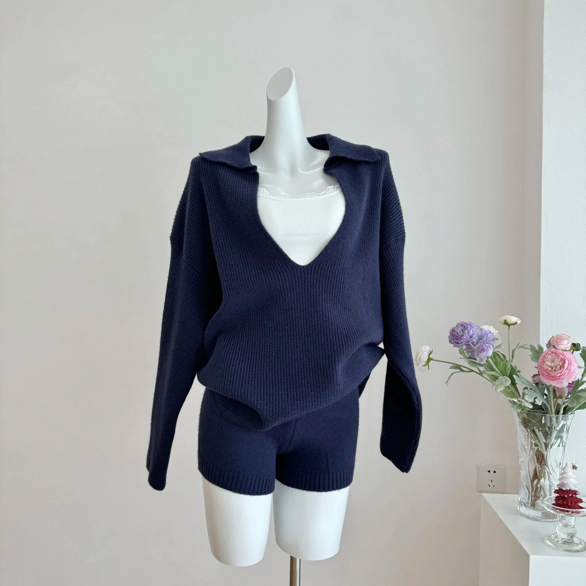 Jeannette Knit Sweater Set | Women's V-Neck Shorts Suit